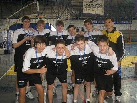Equipe de Voleibol se destaca na Copa Farroupilha
