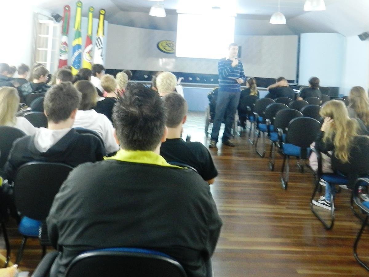 Meditações de Páscoa na Fundação Evangélica