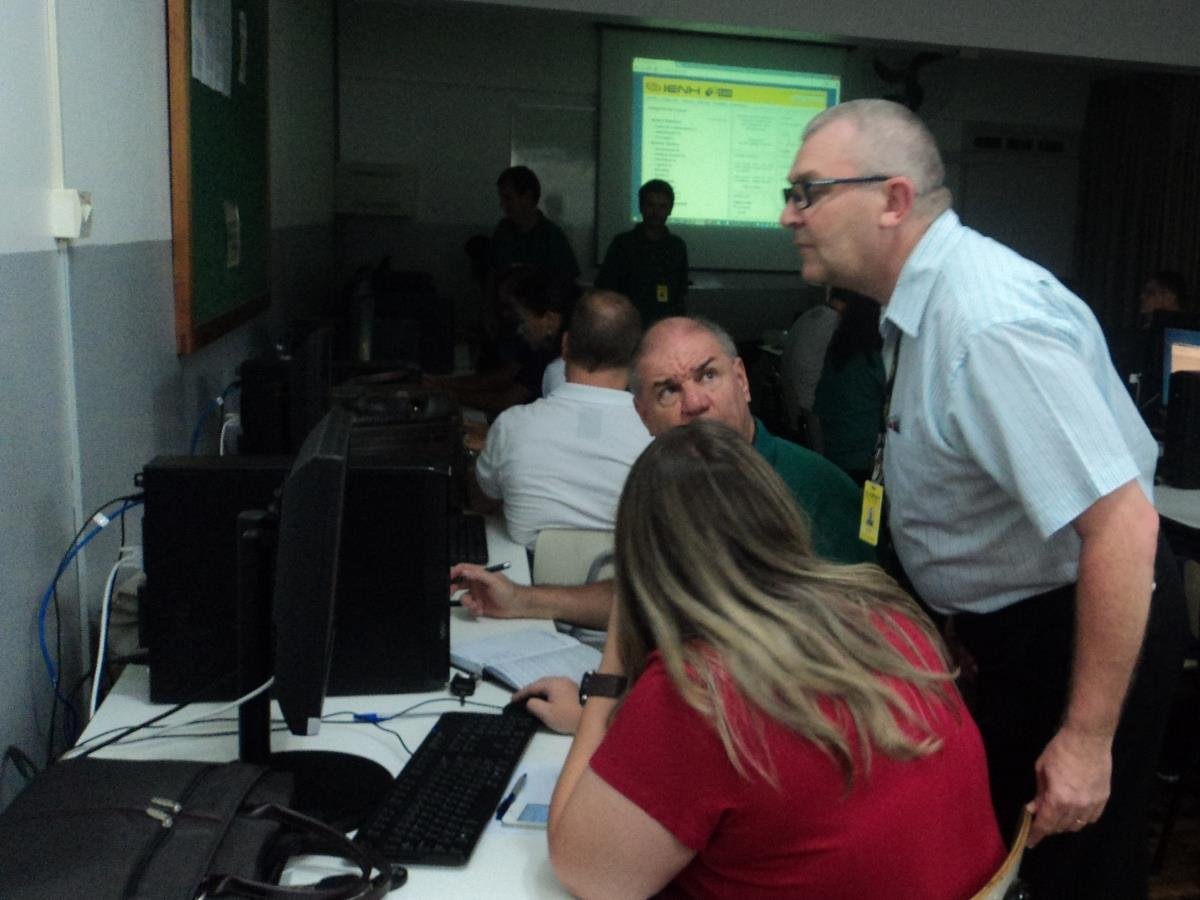 Aulas de Inglês Comercial iniciaram na IENH Idiomas
