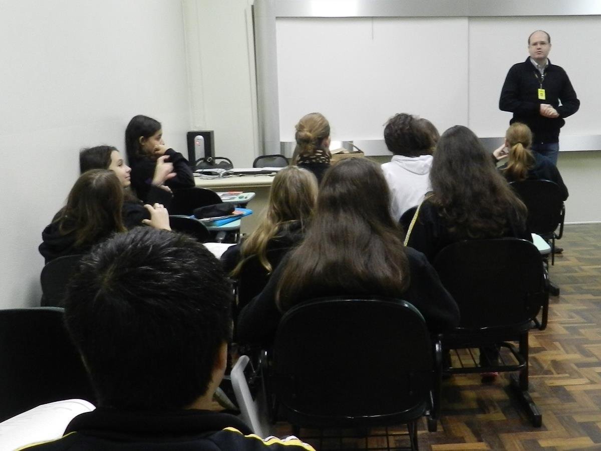 Formandos dos Cursos Técnicos participam de Confraternização