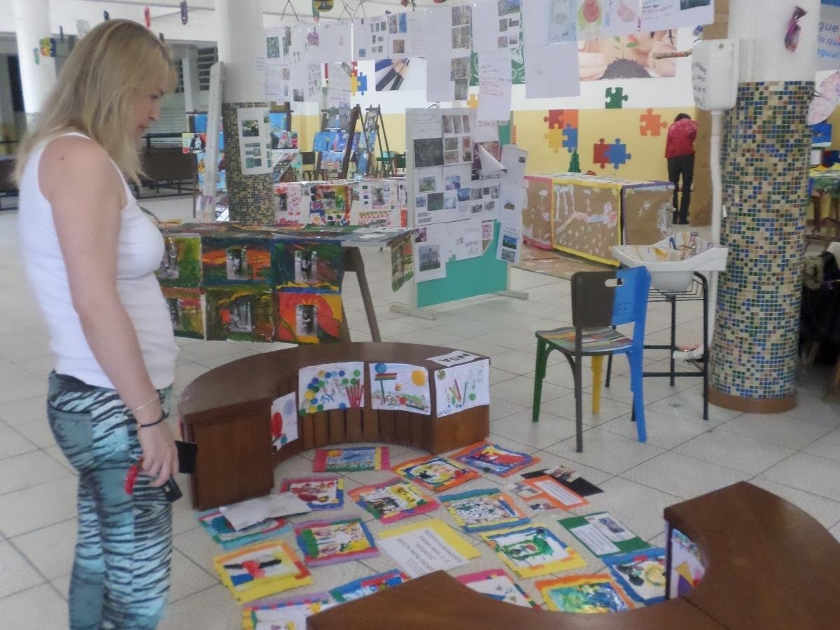 Arte dos mosaicos inspira alunos