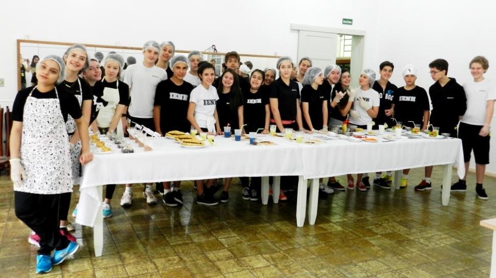 Preparação para o evento dos “foodtrucks” na Fundação Evangélica
