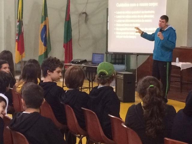 “Corpo e Movimento” é tema de conversa com alunos do 5º e 6ºs anos