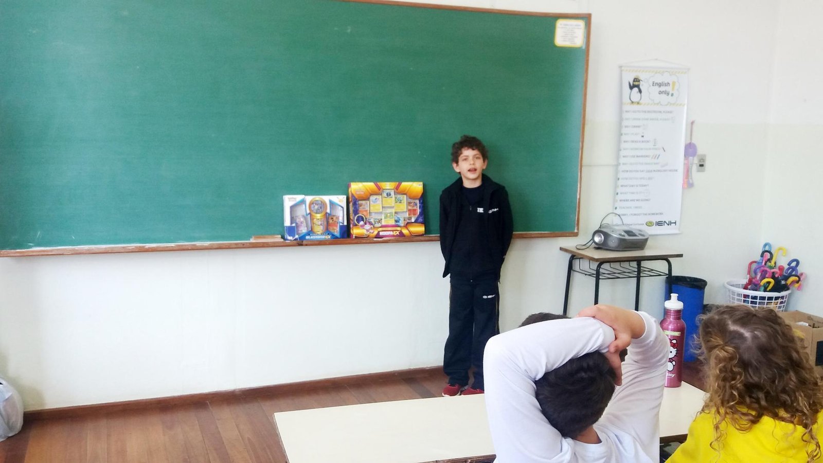 “Show and Tell” para iniciar o segundo semestre desenvolvendo a oralidade em Inglês
