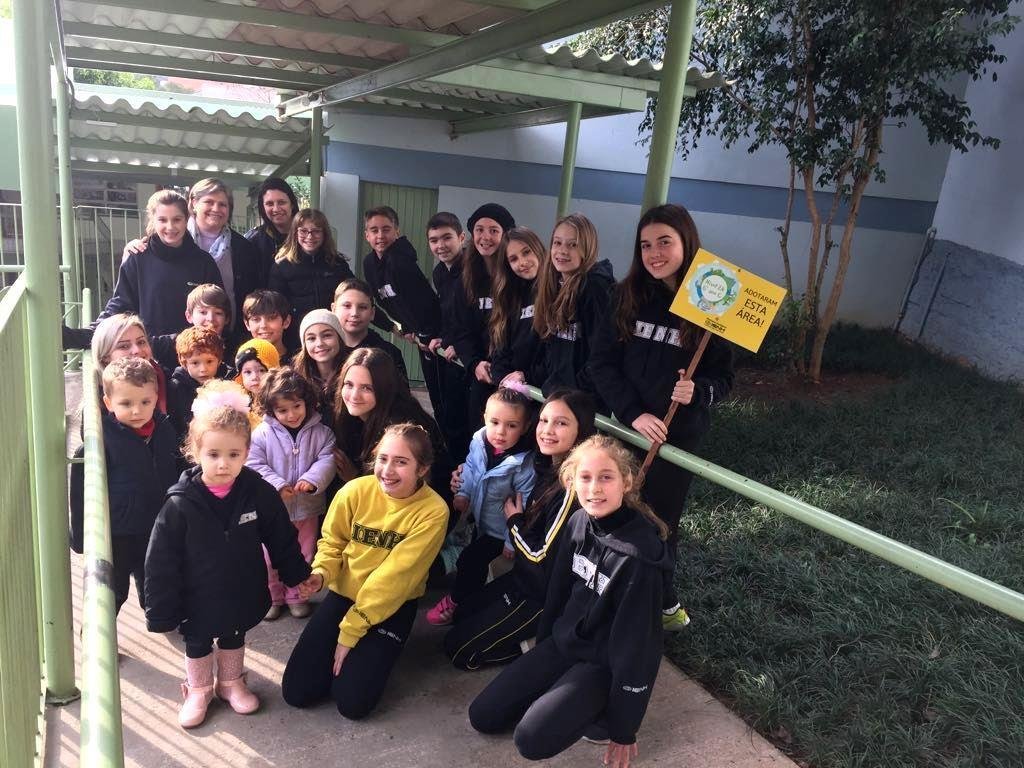 Momento de interação e trocas entre o Nível 2A e o 6º ano C