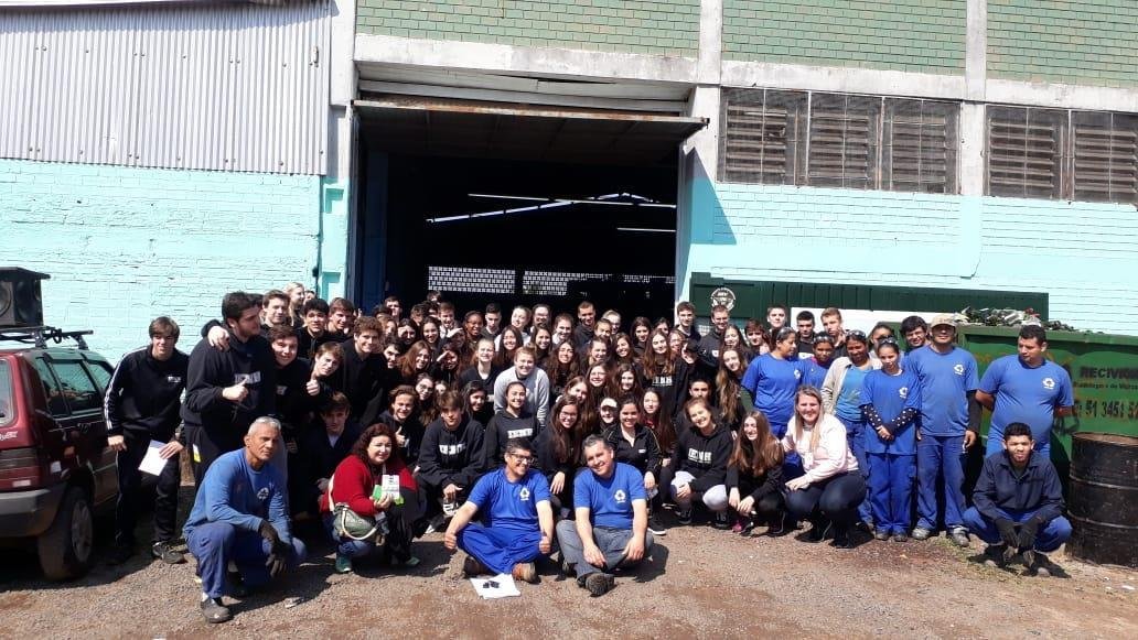Ensino Médio da IENH tem aprendizagem significativa acerca da reciclagem