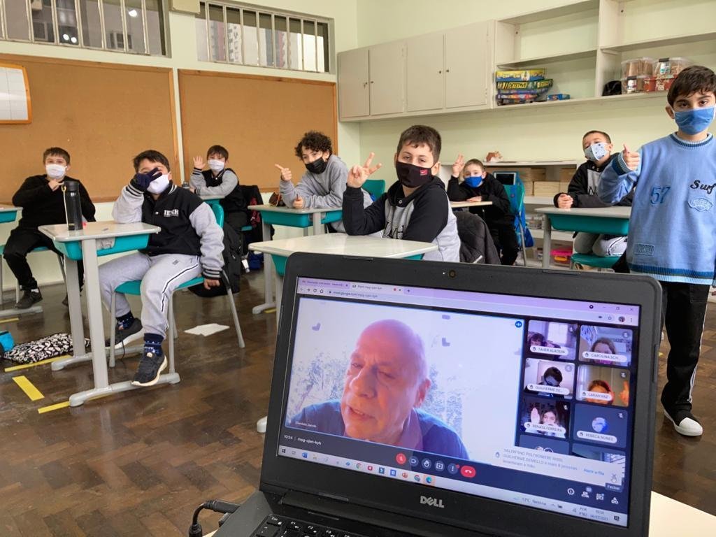 Alunos dos 5ºs anos da IENH estudam a lenda da erva-mate