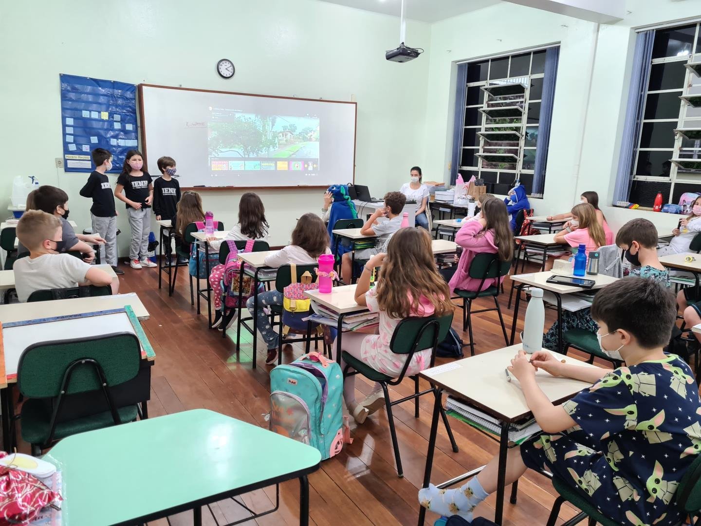 Equipe de Atletismo da IENH é campeã Estadual sub-12
