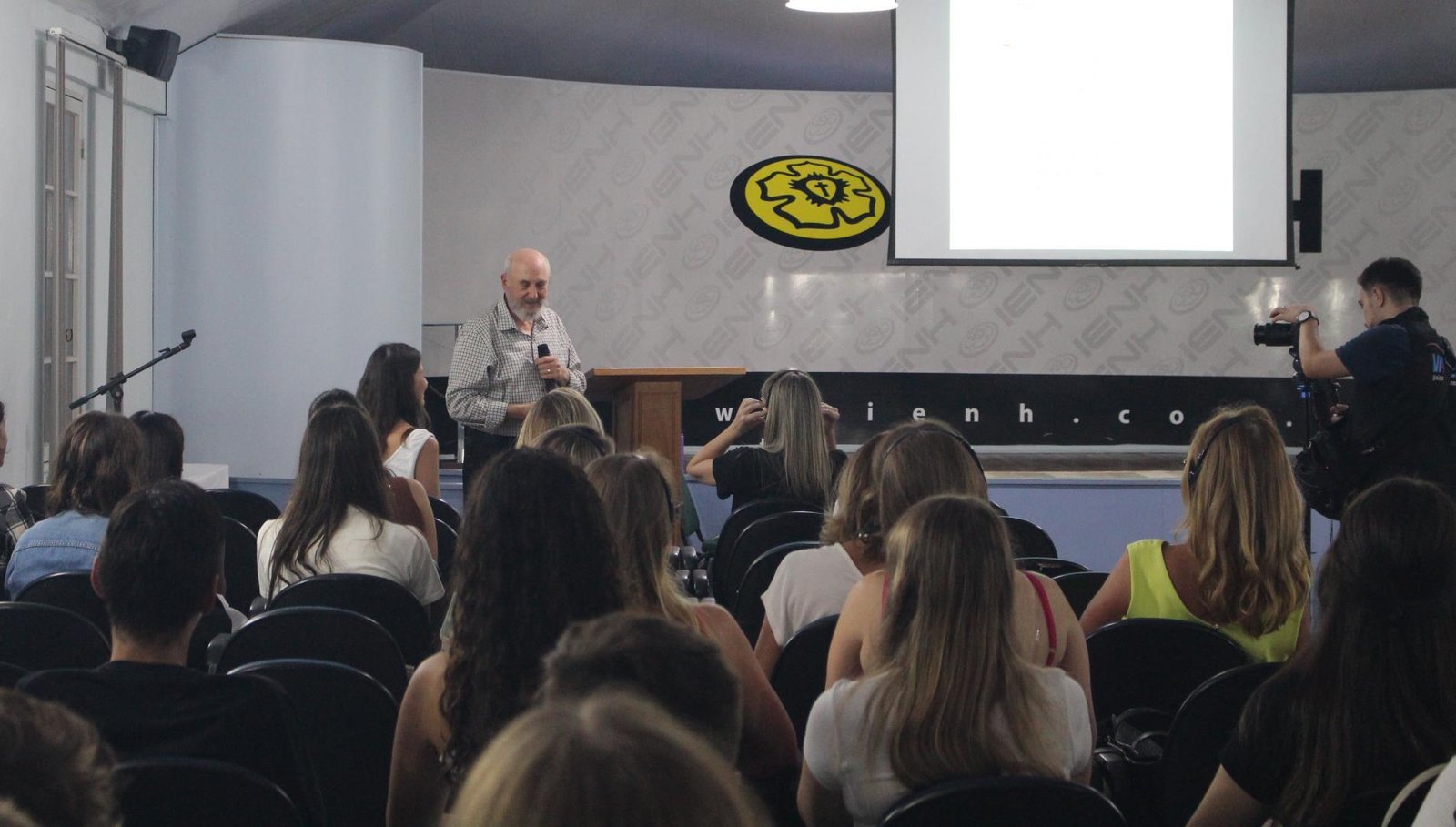 Novos ambientes são apresentados na Unidade Fundação Evangélica
