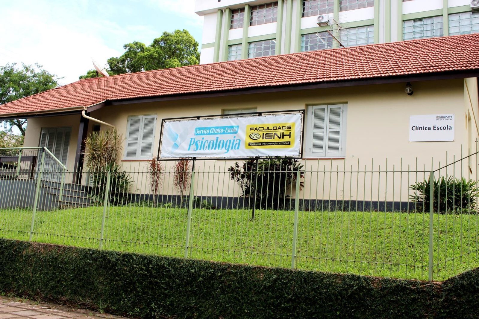 Aula inaugural do Curso de Psicologia contou com ministrante internacional