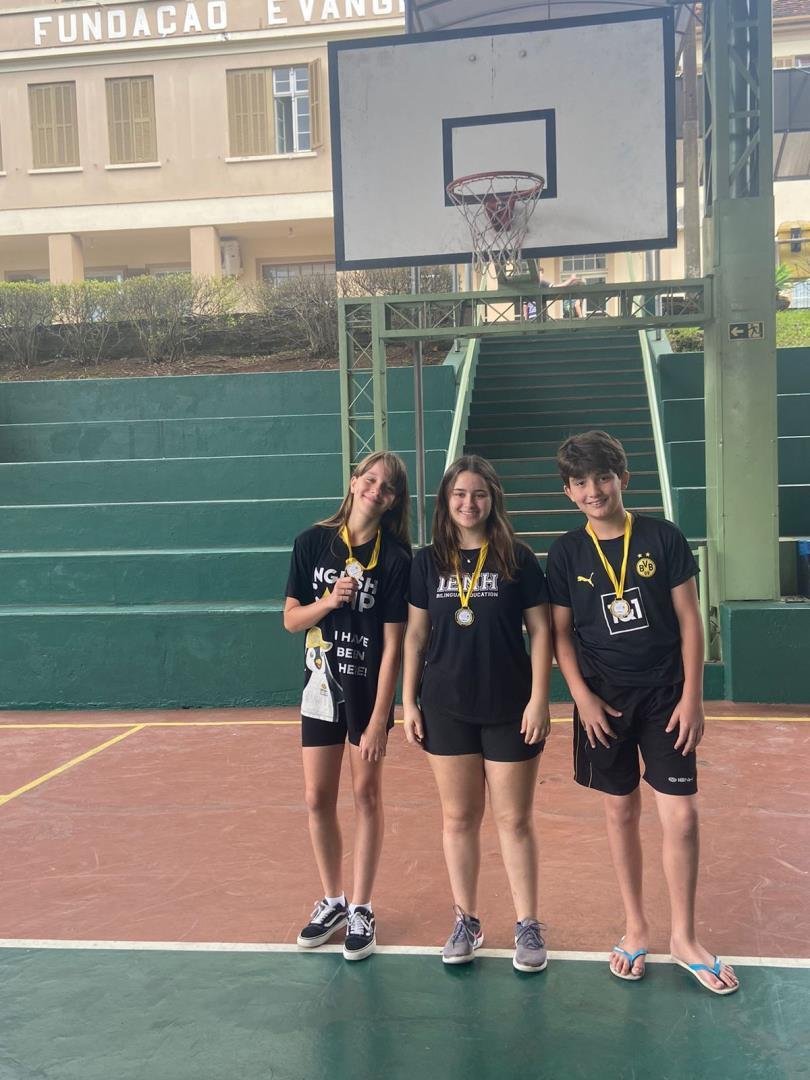 Equipe de Basquete da IENH encerra o ano com Torneio de Habilidades