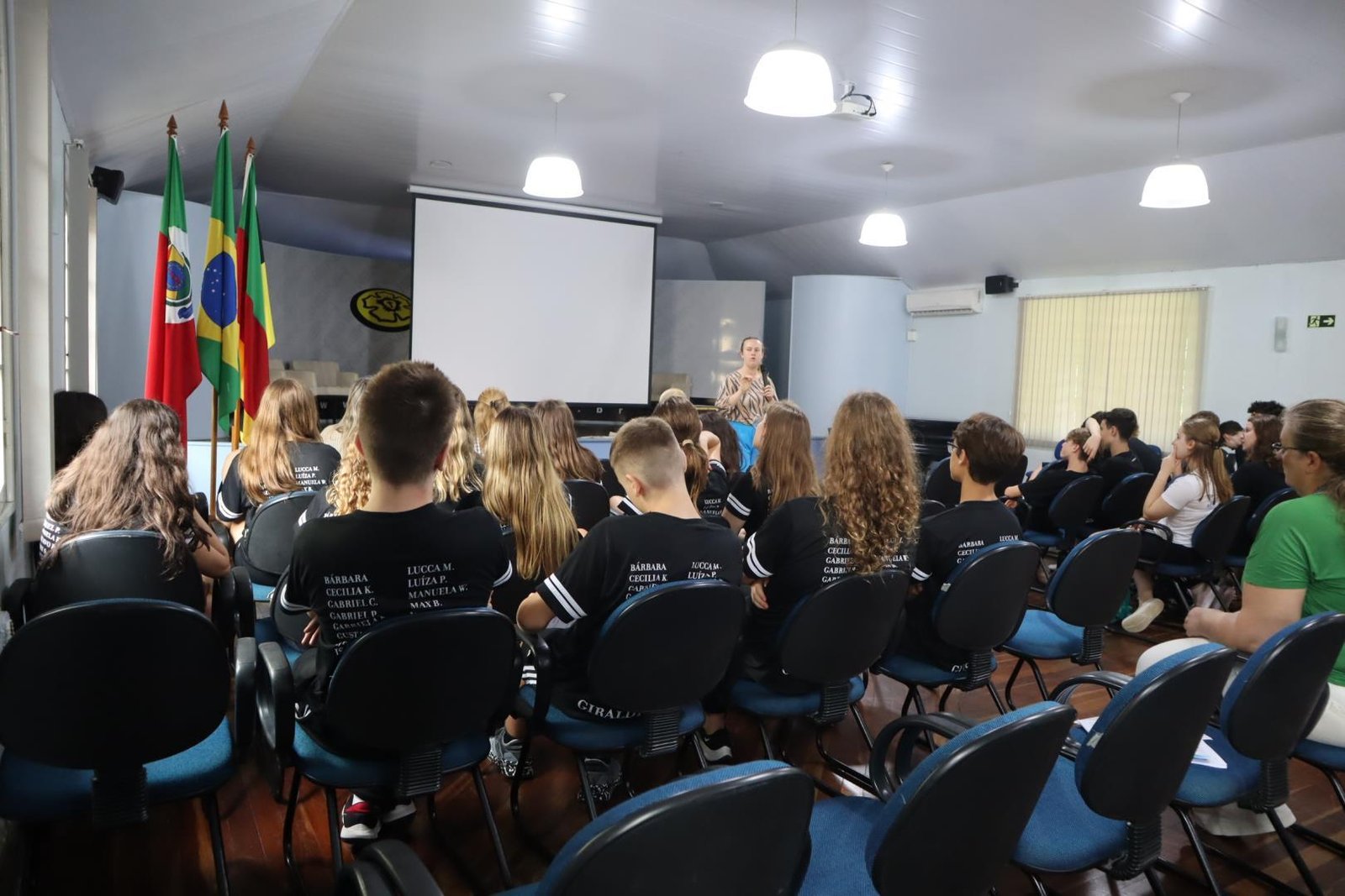 IENH realiza celebração de conclusão dos 9ºs anos