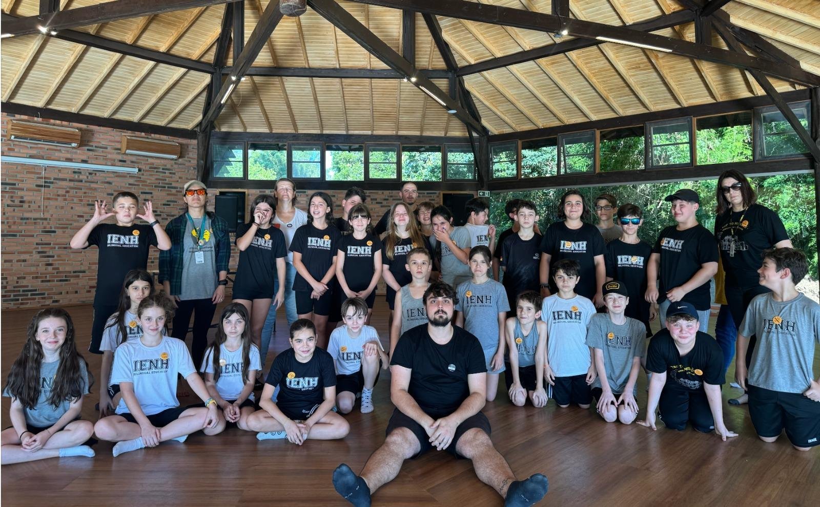 Meditação Natalina celebra gratidão e reflexão na Unidade Fundação Evangélica
